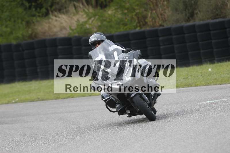 /41 25.08.2026  Cornu Master School ADR/2